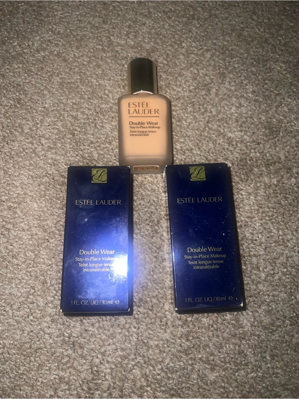 Estee Lauder Double Wear Foundation - Light Beige Bottle with Navy Boxes